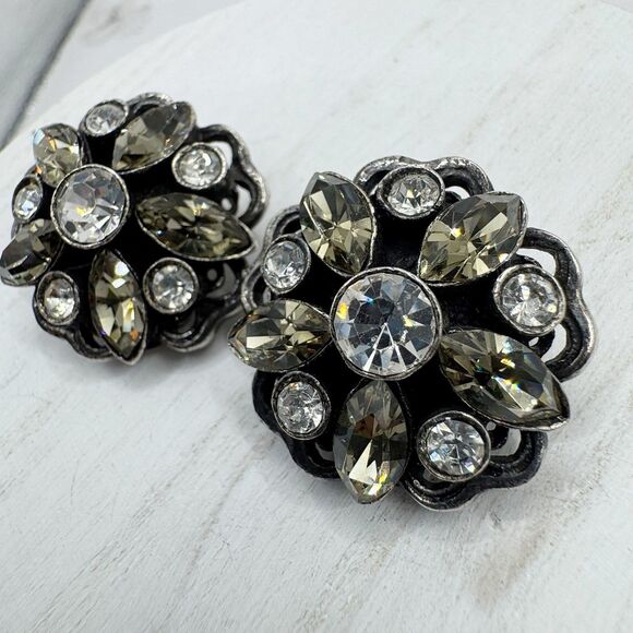 Tanner Signed Vintage Clip On Earrings rhinestone Flower Marquis Stone Earrings - Picture 2 of 11
